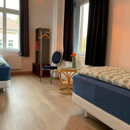 בית אירוח Ein In Einer 4-zimmer-wohnung In Mit Gemeinschaftskueche Und -bad